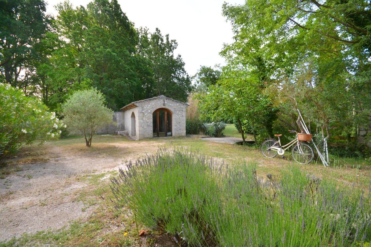 Ancien Mas Du Moulin Bed & Breakfast Eygalières Exterior foto