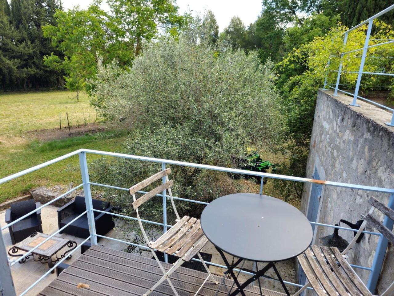 Ancien Mas Du Moulin Bed & Breakfast Eygalières Exterior foto